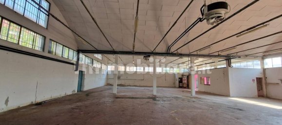 1099m² Warehouse in Argelato, Italy No. 317769 5