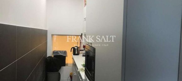 Bureau à Sliema, Malta 75m² No. 12984 3