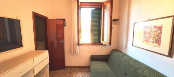 3 rooms Apartment in Montepulciano, Italy No. 88662 5