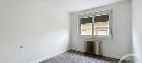 4 bedrooms House in Grand-Charmont, France No. 307640 9