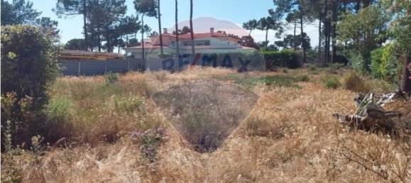 296m² Land in Almada, Portugal No. 76645 5