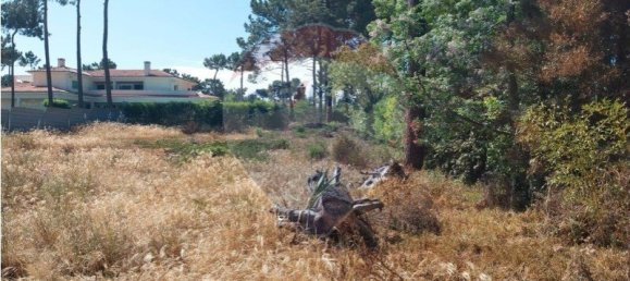 296m² Land in Almada, Portugal No. 76645 4