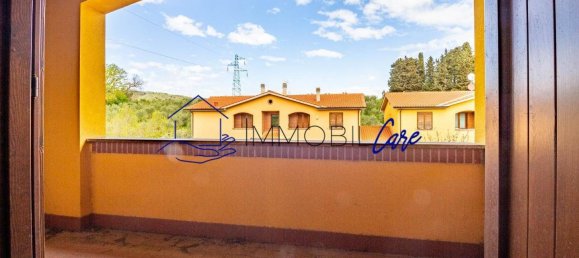 2 bedrooms House in Castellina Marittima, Italy No. 69663 3