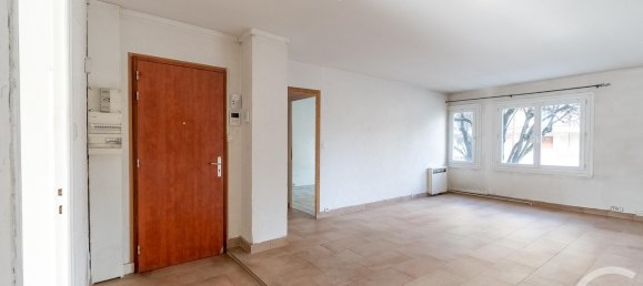 5 bedrooms Apartment in Grenoble, France No. 247446 4