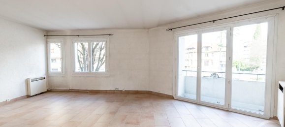 5 bedrooms Apartment in Grenoble, France No. 247446 7
