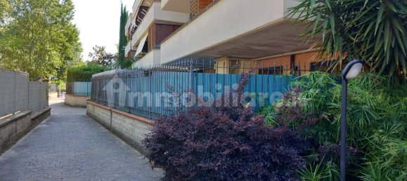 1 bedroom Apartment in Rome, Italy No. 273211 3