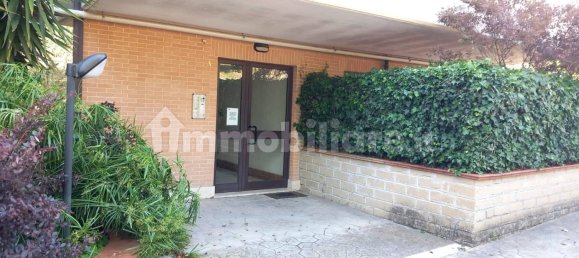 1 bedroom Apartment in Rome, Italy No. 273211 2