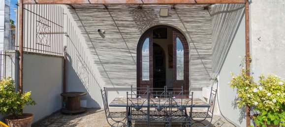 6 bedrooms Building in Lequile, Italy No. 67624 14