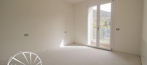 4 rooms Apartment in Vaiano, Italy No. 25142 15