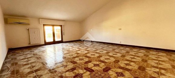 3 Schlafzimmer Wohnung in Selargius, Italy, Nr. 125319 9