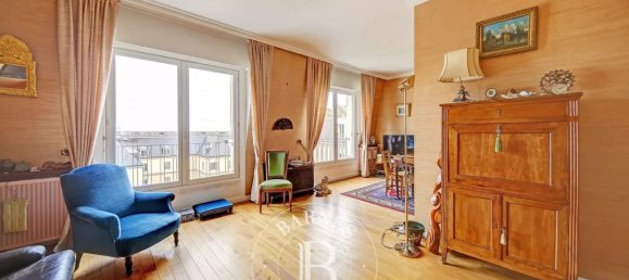 3 bedrooms Apartment in Versailles, France No. 186940 11
