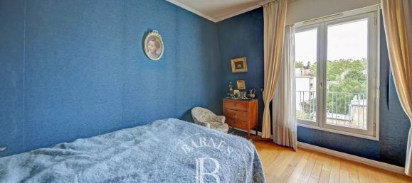 3 bedrooms Apartment in Versailles, France No. 186940 13
