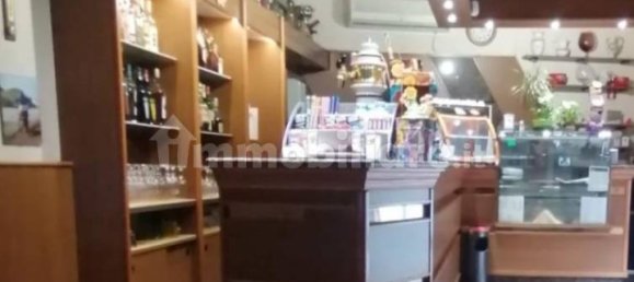 1-salle Propriété commerciale à Trieste, Italy No. 194142 2