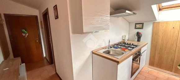 Studio in Perugia, Italy No. 277905 3