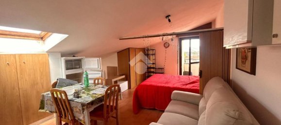 Studio in Perugia, Italy No. 277905 8