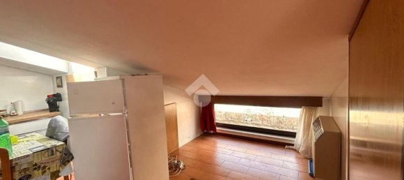 Studio in Perugia, Italy No. 277905 5