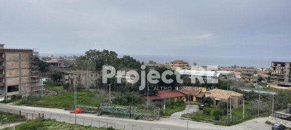 4 rooms Apartment in Reggio Calabria, Italy No. 42406 11