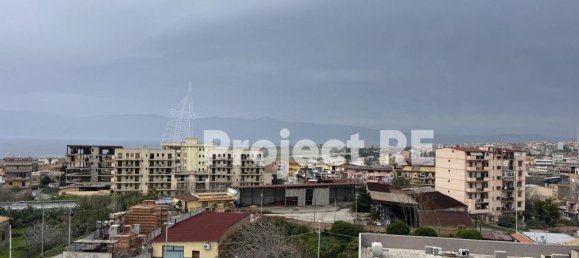 4 rooms Apartment in Reggio Calabria, Italy No. 42406 7