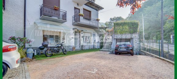 2 bedrooms Apartment in Gavirate, Italy No. 348718 20