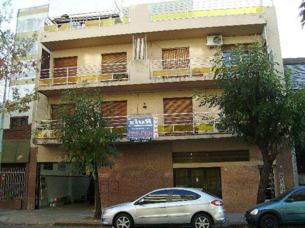 6 bedrooms House in Buenos Aires, Argentina No. 77932