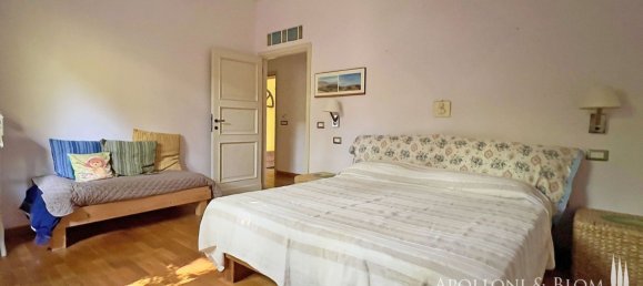 Вилла с 4 спальнями в Кьюси, Италия № 53469 35