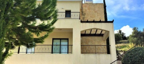 3 bedrooms Villa in Paphos, Cyprus No. 2299 7