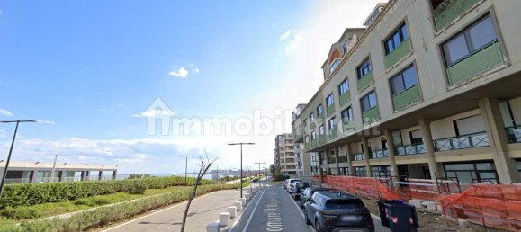 2-salle Propriété commerciale à Bari, Italy No. 358622 3