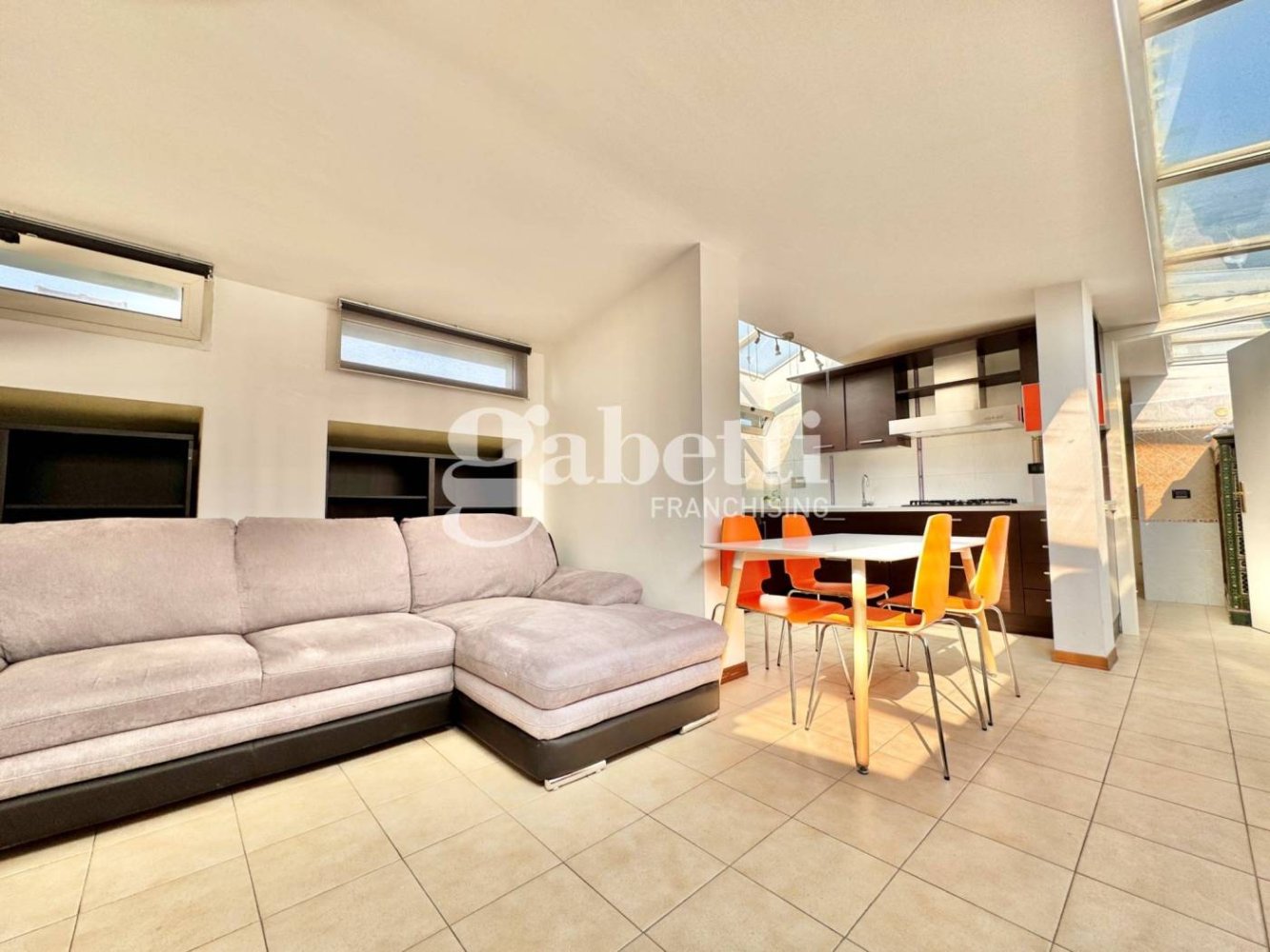 2 bedrooms Apartment in Florence, Italy No. 358778