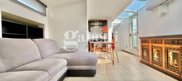 2 bedrooms Apartment in Florence, Italy No. 358778 5