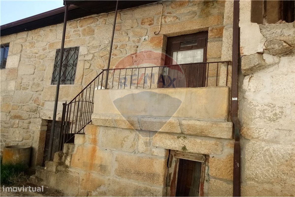 3 bedrooms House in Alijo, Portugal No. 163386