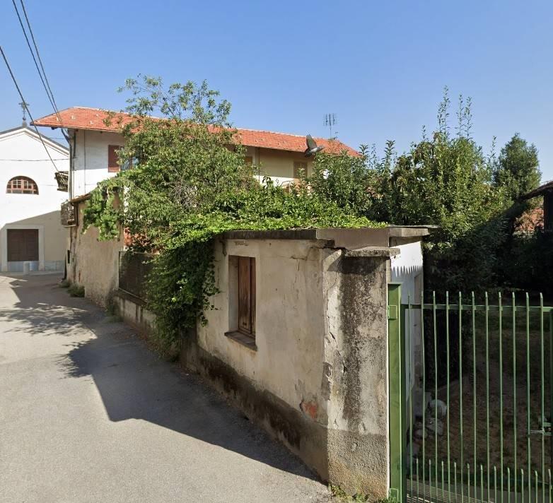 3 rooms Apartment in Castelletto Stura, Italy No. 171599