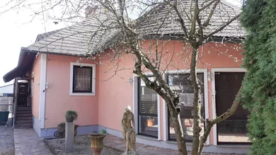 5 bedrooms House in St. Valentin, Austria No. 127640