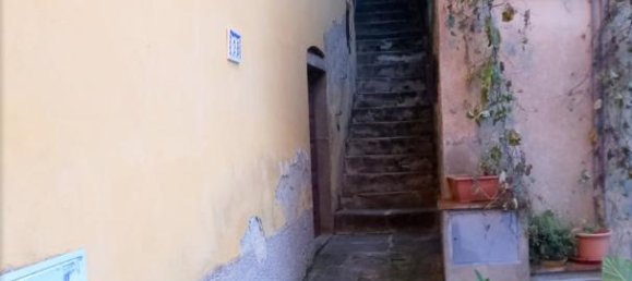 Casa de 3 divisões em Terranuova Bracciolini, Italy N.º 232823 21