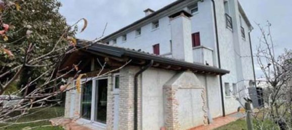 14 bedrooms Villa in Santa Lucia di Piave, Italy No. 379645 4