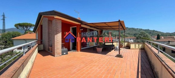 3 bedrooms Villa in Uzzano, Italy No. 167828 7