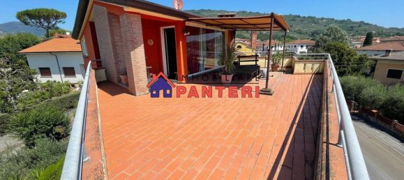 3 bedrooms Villa in Uzzano, Italy No. 167828 20