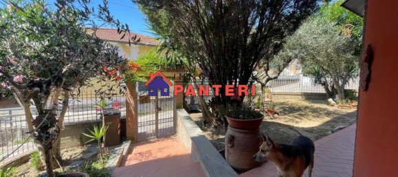 3 bedrooms Villa in Uzzano, Italy No. 167828 4