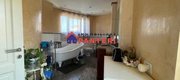 3 bedrooms Villa in Uzzano, Italy No. 167828 9