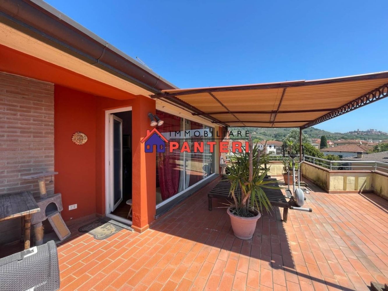 3 bedrooms Villa in Uzzano, Italy No. 167828