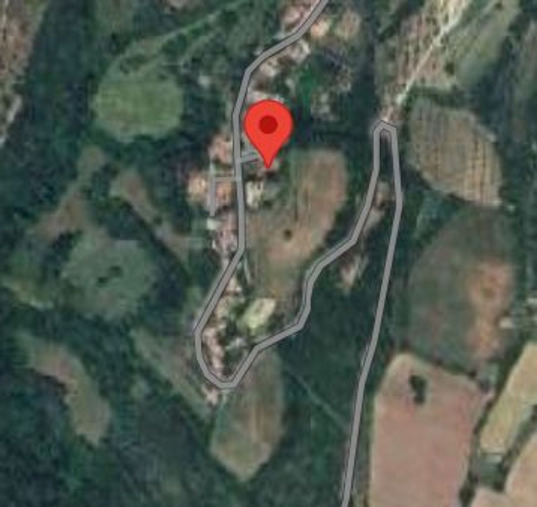 15 rooms House in Montone, Italy No. 44057