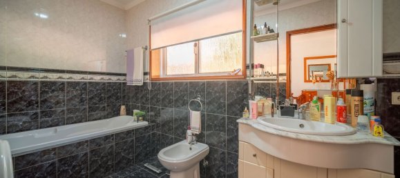 3 bedrooms House in Felgueiras, Portugal No. 29332 17