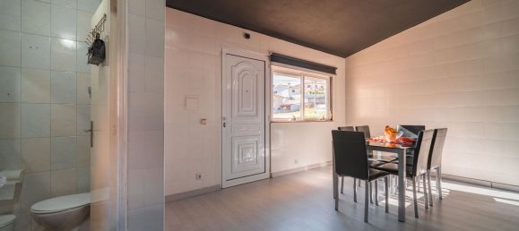 3 bedrooms House in Felgueiras, Portugal No. 29332 6