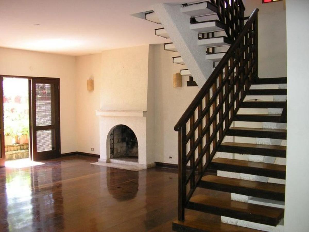 4 bedrooms House in Sao Paulo, Brazil No. 515786