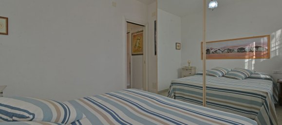 2 rooms Apartment in Borghetto Santo Spirito, Italy No. 112028 8