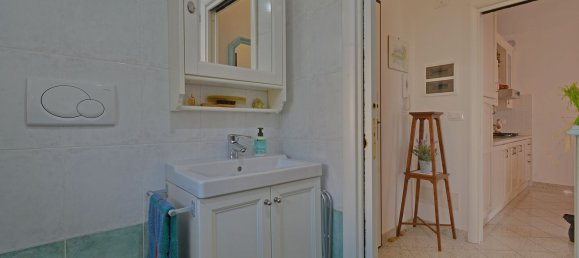 2 rooms Apartment in Borghetto Santo Spirito, Italy No. 112028 11