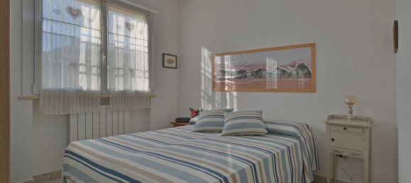 2 rooms Apartment in Borghetto Santo Spirito, Italy No. 112028 10