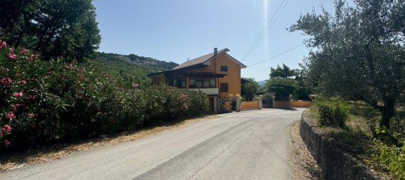 Studio in Palombaro, Italy No. 291544 27