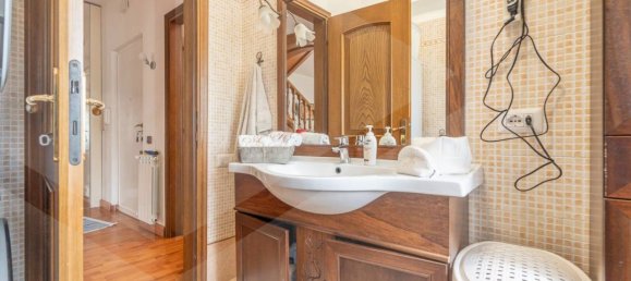 Apartamento de 5 divisões em Rome, Italy N.º 23030 13