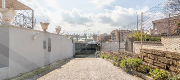 Apartamento de 5 divisões em Rome, Italy N.º 23030 4