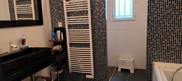 4 Schlafzimmer Villa in Rochefort-du-Gard, France, Nr. 207767 2